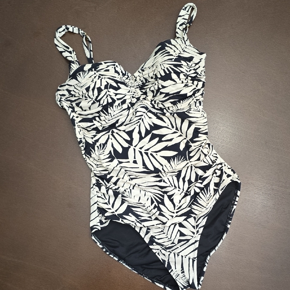 BLEU Rod Beattie Sz 12 One Piece Monochrome Black & White Leaf Swimsuit Rouching
